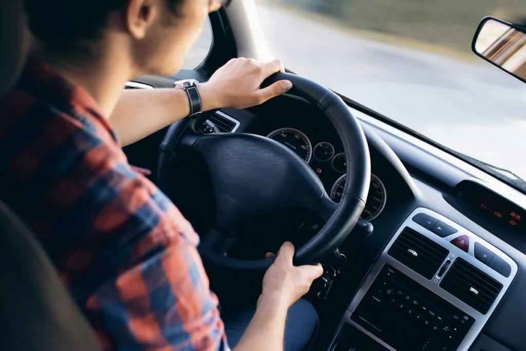 Những lỗi lái xe cơ bản mà người mới lái hay mắc phải 73 nguyên nhân gây rung lắc trên xe