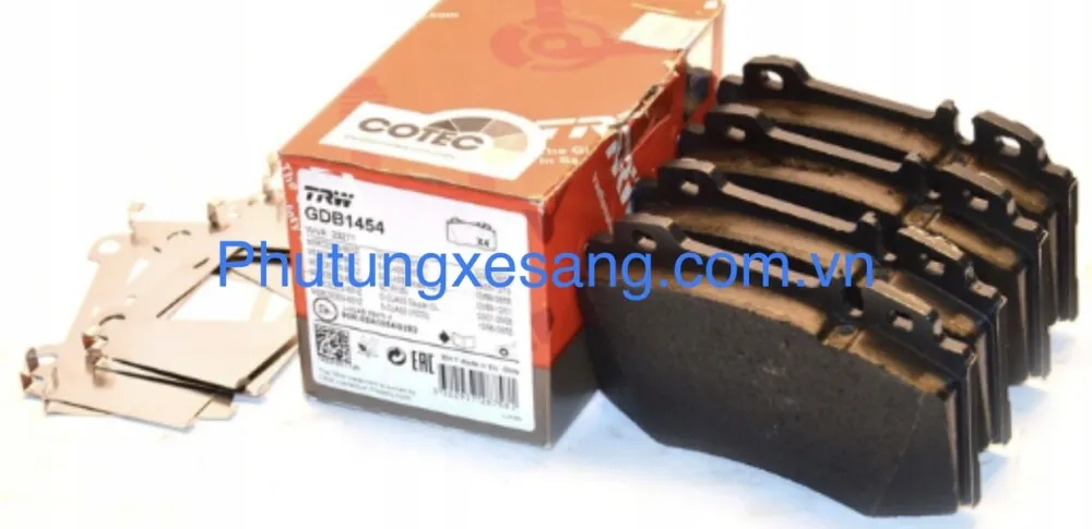 Má phanh trước Mercedes ML350-1 Má phanh trước Mercedes ML350-1