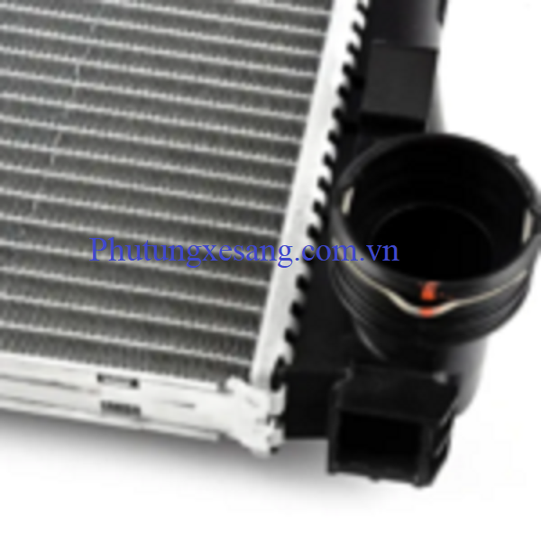 Két nước Mercedes C280 C300 E250 E30 Két nước Mercedes C280 C300 E250 E30