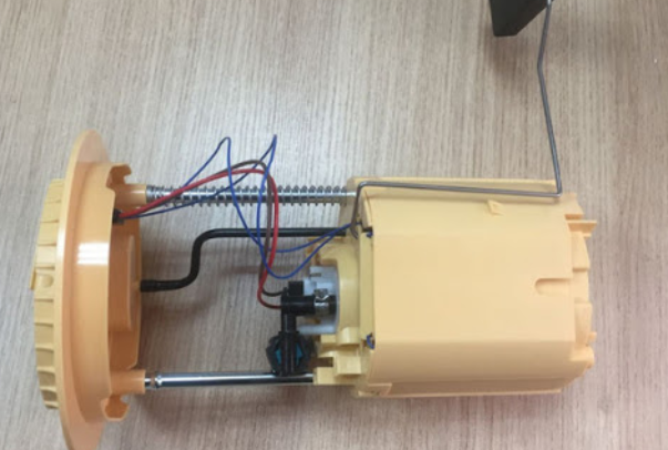 Bơm dầu nhiên liệu-Mercedes Bơm dầu nhiên liệu-Mercedes