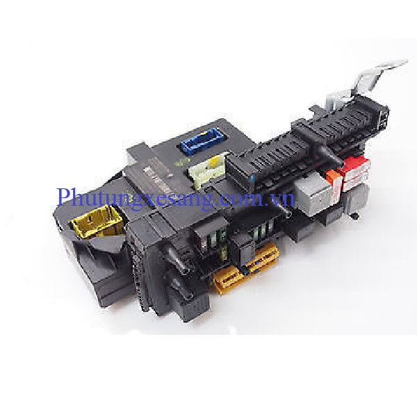 Hộp cầu chì sau phải Mercdes C300 C3 Hộp cầu chì sau phải Mercdes C300 C3