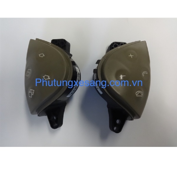 Bộ điều chỉnh âm lượng vô lăng Merce Bộ điều chỉnh âm lượng vô lăng Merce