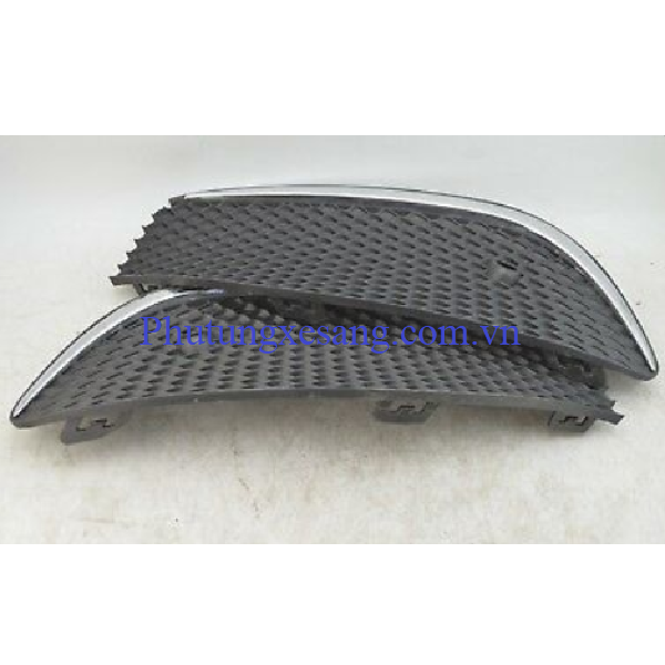 Ốp lưới tản nhiệt cản trước phải Mer Ốp lưới tản nhiệt cản trước phải Mer