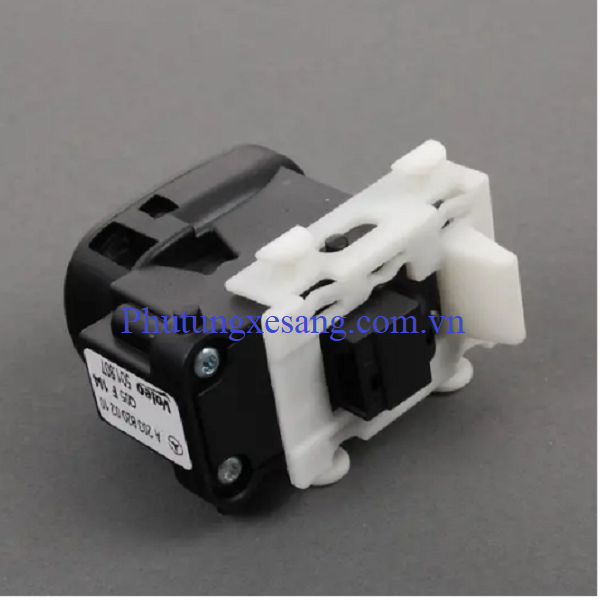 Công tắc kính lên xuống cửa sau trái phải Mercedes C180 C200 C230 C240 C320 CLK350 CLK500 W203-A2038200210 Công tắc kính lên xuống cửa sau trái phải Mercedes C180 C200 C230 C240 C320 CLK350 CLK500 W203-A2038200210