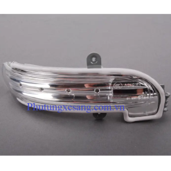 Đèn xi nhan gương phải Mercedes C180