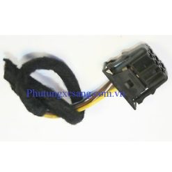 Giắc điện ghim vào công tắc chỉnh gh