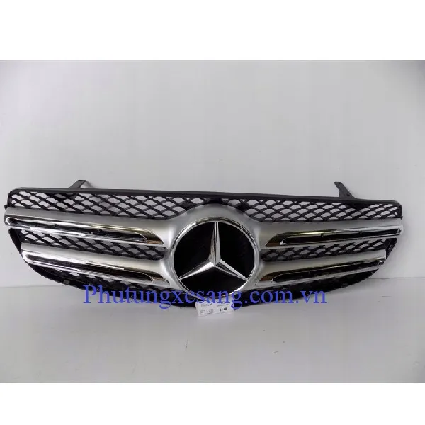 Mặt ca lăng Mercedes GLC300 GLC350e Mặt ca lăng Mercedes GLC300 GLC350e