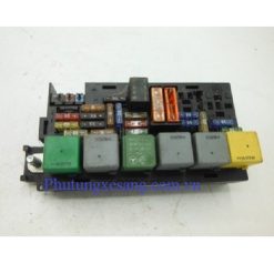 Hộp sam trước Mercedes GL320 GL450