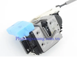 Cụm cơ cấu khóa cửa trước phải Mer