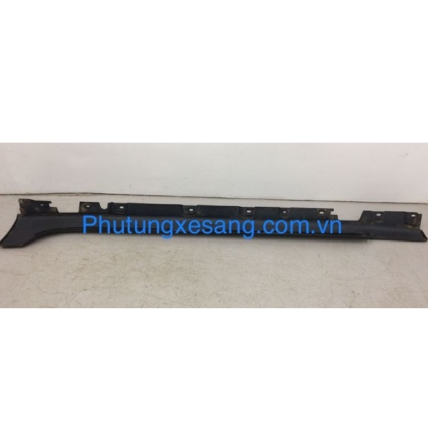 Babule bên trái BMW 528i Babule bên trái BMW 528i