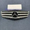 Mặt ca lăng Mercedes C200 C250 C300 C350 W20-2048800023 1 Mặt ca lăng Mercedes C200 C250 C300