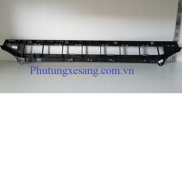 Lưới cản trước giữa Audi Q5 Lưới cản trước giữa Audi Q5