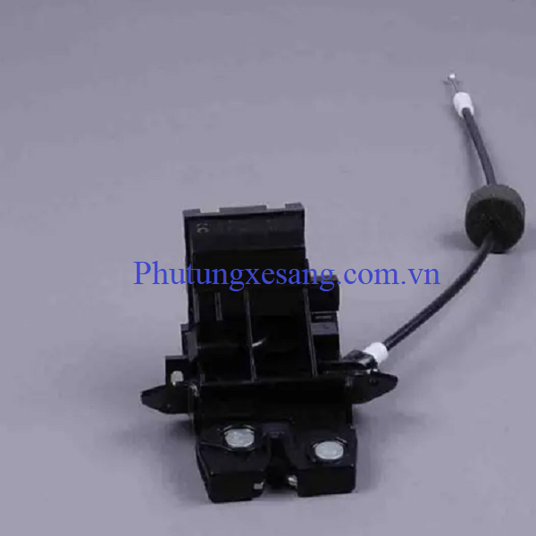 Khóa cốp sau Mercedes C180 C200 C220 Khóa cốp sau Mercedes C180 C200 C220