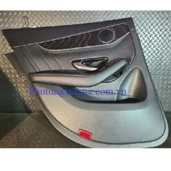 Tapbi cửa sau bên trái Mercedes C200