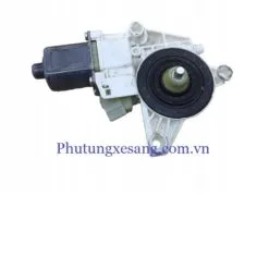 Mô tơ lên xuống kính trước trái Merc