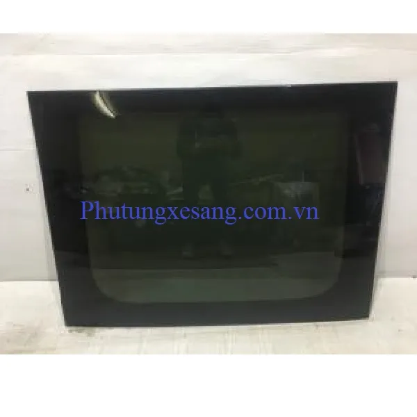 Kính cửa nóc miếng sau Mercedes E300 Kính cửa nóc miếng sau Mercedes E300