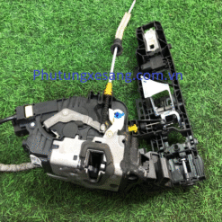 Cụm khóa cửa sau trái Mercedes E400