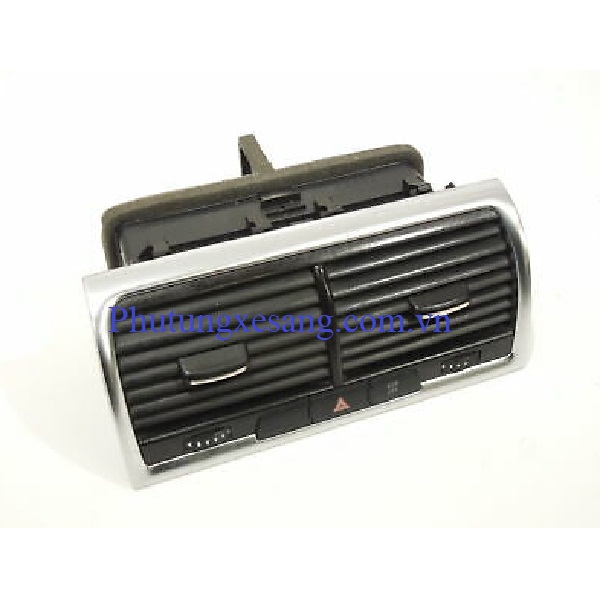 Cửa gió điều hòa trung tâm trước Aud Cửa gió điều hòa trung tâm trước Aud