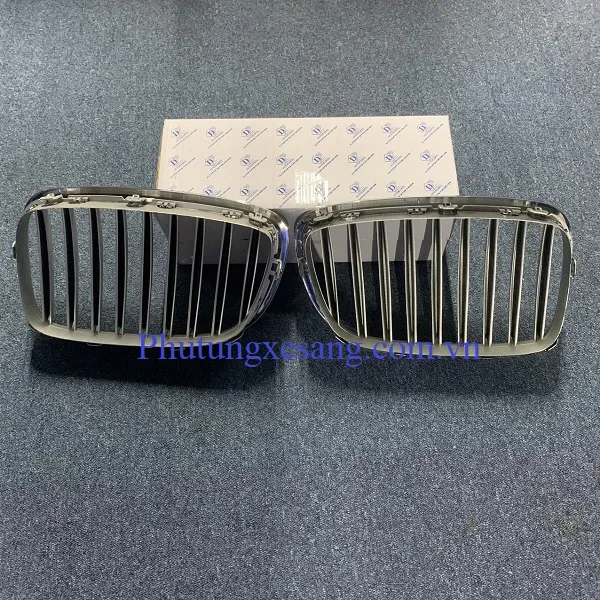 Mặt ca lăng phải BMW 528i 535i 550i Mặt ca lăng phải BMW 528i 535i 550i