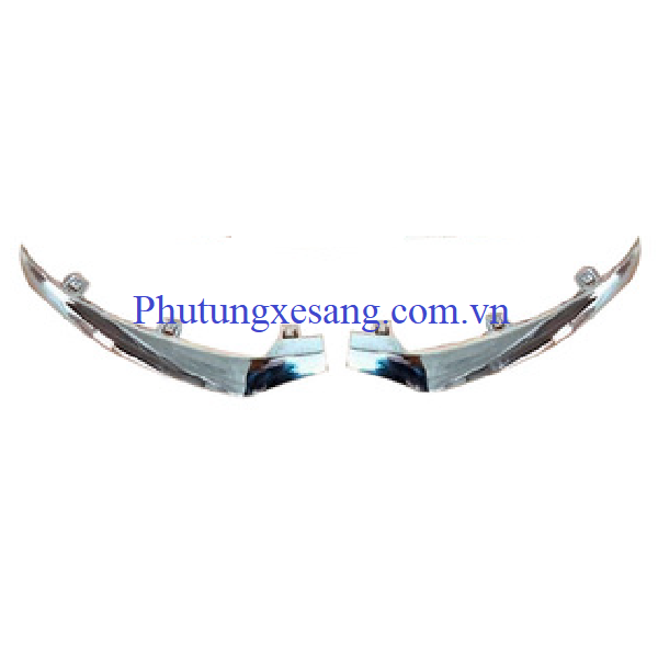 Nẹp crom cản trước phải Mercedes GLC Nẹp crom cản trước phải Mercedes GLC