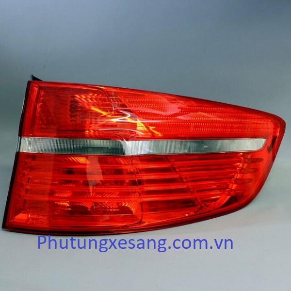 Đèn hậu miếng ngoài trái BMW X6 E71 Đèn hậu miếng ngoài trái BMW X6 E71