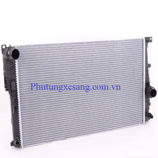Két nước làm mát BMW 125i 228i 328i Két nước làm mát BMW 125i 228i 328i