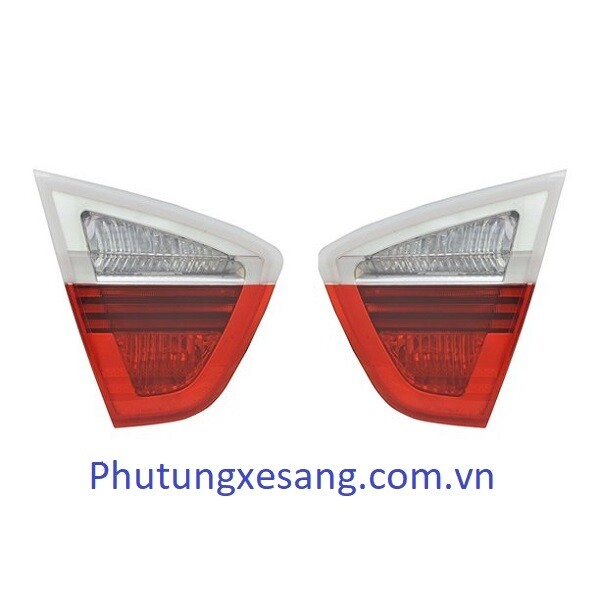 Đèn hậu miếng trong phải BMW M3 325i Đèn hậu miếng trong phải BMW M3 325i