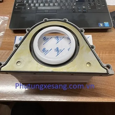 Phớt đuôi trục cơ xe Phantom RR11 Drophead Coupé BMW X5 540i 545i 650i 735i 740i E60 E61-11147512101 Phớt đuôi trục cơ xe Phantom RR11 Drophead Coupé BMW X5 540i 545i 650i 735i 740i E60 E61-11147512101