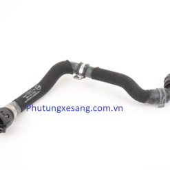 Ống nước vào két làm mát Audi Q5 3.2 2009-2015-8R0121109J