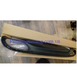 Tấm ốp nhựa cản sau Mercedes E300 E350 E400 E450 E43 E53 E63 AMG W213 2017-2020-A2138852125