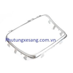 Ốp crom khay để đồ Mercedes E200 E250 E300 W213 2017-A2136830600