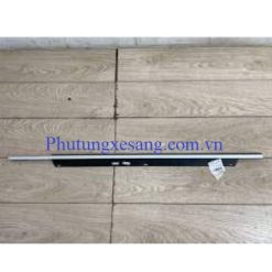 Nẹp chân kính ngoài trước trái Audi Q7 2007-2015-4L0853283E2ZZ, 4L08532832ZZ, 4L0853283A2ZZ