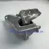 Chân máy trái Mercedes GLA250 CLA250 W156-A2462402317, 2462402317 1 1. copy 5046