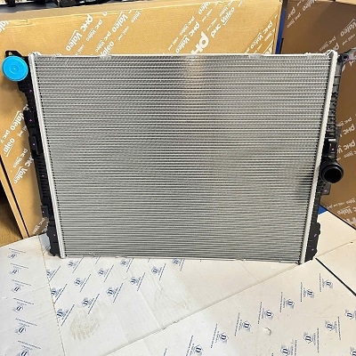 Két nước BMW 128i 320i 420i F30 F31 F22 F20 2015-2019-17118625426, 17118482624 Két nước BMW 128i 320i 420i F30 F31 F22 F20 2015-2019-17118625426, 17118482624