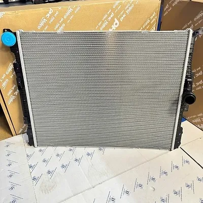 Két nước BMW 128i 320i 420i F30 F31 F22 F20 2015-2019-17118625426, 17118482624 Két nước BMW 128i 320i 420i F30 F31 F22 F20 2015-2019-17118625426, 17118482624