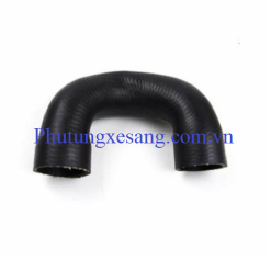 Ống nước làm mát nối với máy bơm nước Mercedes GLC300 GLC350e C300 C350e 2016-2019-A2742002982