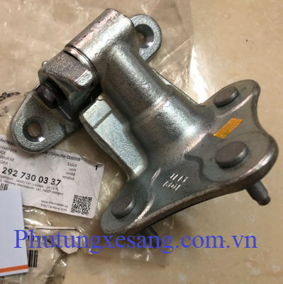 Bản lề sau phía dưới Mercedes GLE450 GLE43 GLE63 AMG 2016-2019 (Bên trái)-A2927300337 Bản lề sau phía dưới Mercedes GLE450 GLE43 GLE63 AMG 2016-2019 (Bên trái)-A2927300337