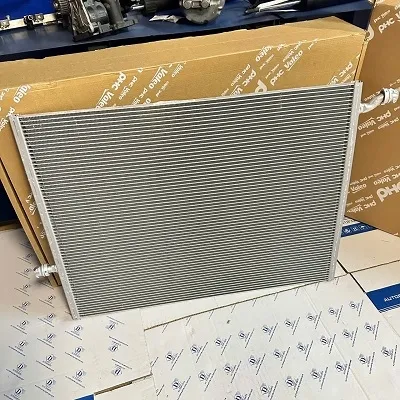 Két nước phụ Mercedes S400 S450 GLC300 E300 CLS450 W222 2015-2020-A0995003500, A0995003600 Két nước phụ Mercedes S400 S450 GLC300 E300 CLS450 W222 2015-2020-A0995003500, A0995003600