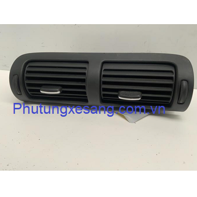 Cửa gió điều hoà giữa xe Mercedes C200 W203-A2038303554 Cửa gió điều hoà giữa xe Mercedes C200 W203-A2038303554
