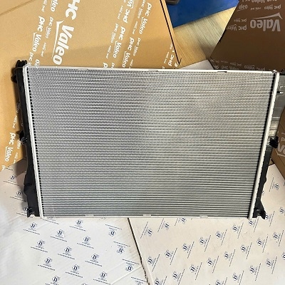 Két nước Mercedes C300 C350e C400 C43 AMG 2015-2023-A0995007303, A0995002103 Két nước Mercedes C300 C350e C400 C43 AMG 2015-2023-A0995007303, A0995002103