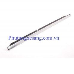 Nẹp cửa sau ngoài phải xe Mercedes C200 C250 C300 C350 C63 AMG W204 2010-2014-A2047351665