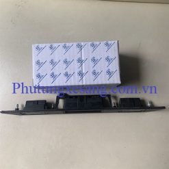 Cụm công tắc mở cốp sau xe Audi A3 A4 A6 Q7 RS4 RS6 2001-2013-8P4827574