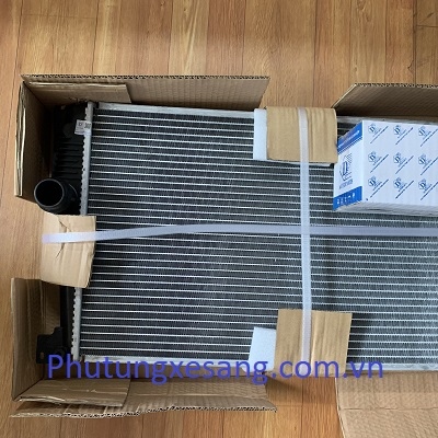 Két nước làm mát BMW 520i 528i F07 F10 F11 N20-17118672011 Két nước làm mát BMW 520i 528i F07 F10 F11 N20-17118672011