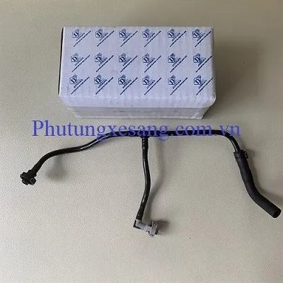 Ống nước hồi bình nước làm mát động cơ Audi A4 A5 Q5 2.0 2012-2016-8W0121081AN, 8W0121081CC Ống nước hồi bình nước làm mát động cơ Audi A4 A5 Q5 2.0 2012-2016-8W0121081AN, 8W0121081CC