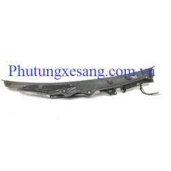 Nắp đậy chân kính chắn gió trước Mercedes C230 C250 C300 C350 C63AMG 2008-2014-A2048300013