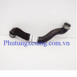 Ống nước tản nhiệt trái Mercedes C63 AMG 2008-2015-A2045000375