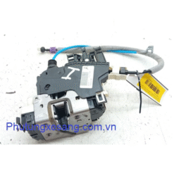 Cơ cấu khoá cửa trước trái Mercedes CLA W166-A2040085899
